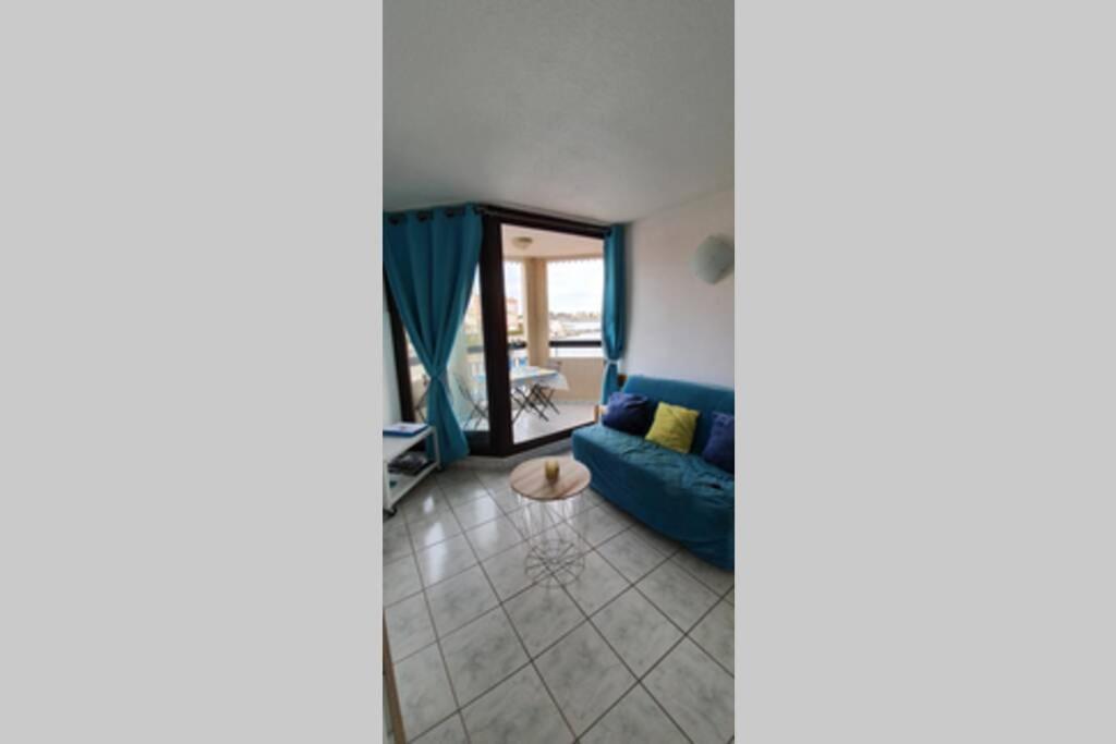 Bel Appartement Vue Sur Le Lac Marin Avec Piscine Le Barcares Exterior photo