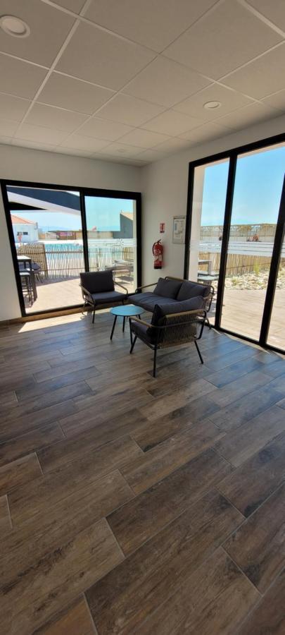 Bel Appartement Vue Sur Le Lac Marin Avec Piscine Le Barcares Exterior photo